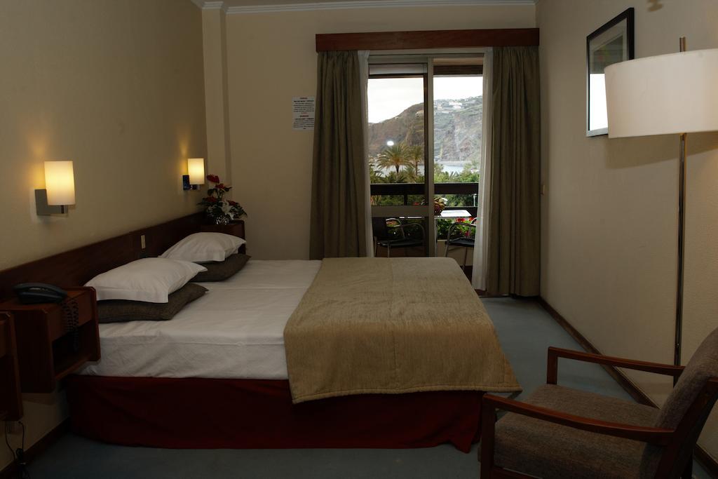 Cheerfulway Bravamar Hotel Ribeira Brava Dış mekan fotoğraf