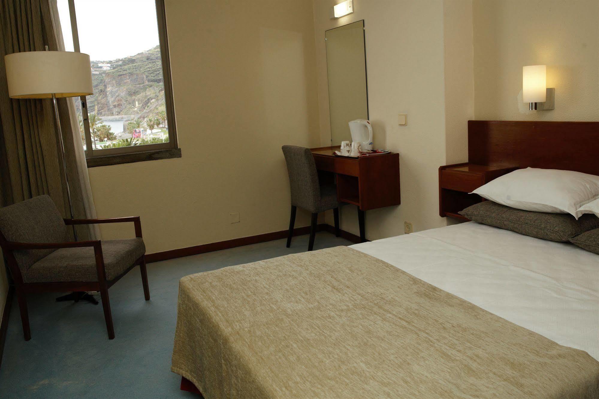 Cheerfulway Bravamar Hotel Ribeira Brava Dış mekan fotoğraf